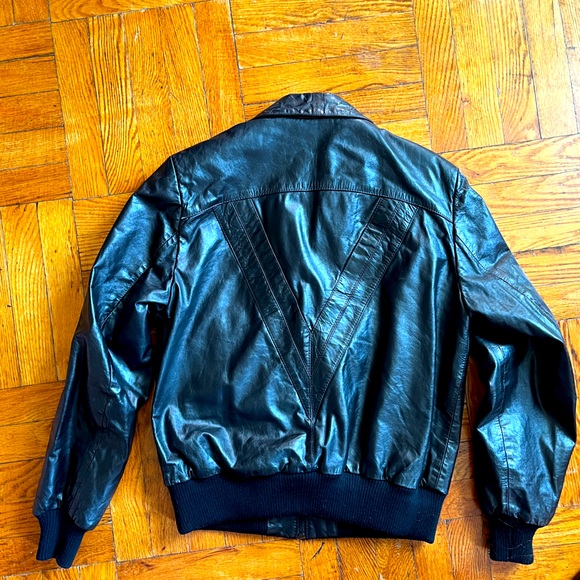 Vintage Berman’s Leather Jacket with removable lining. - Picture 3 of 6